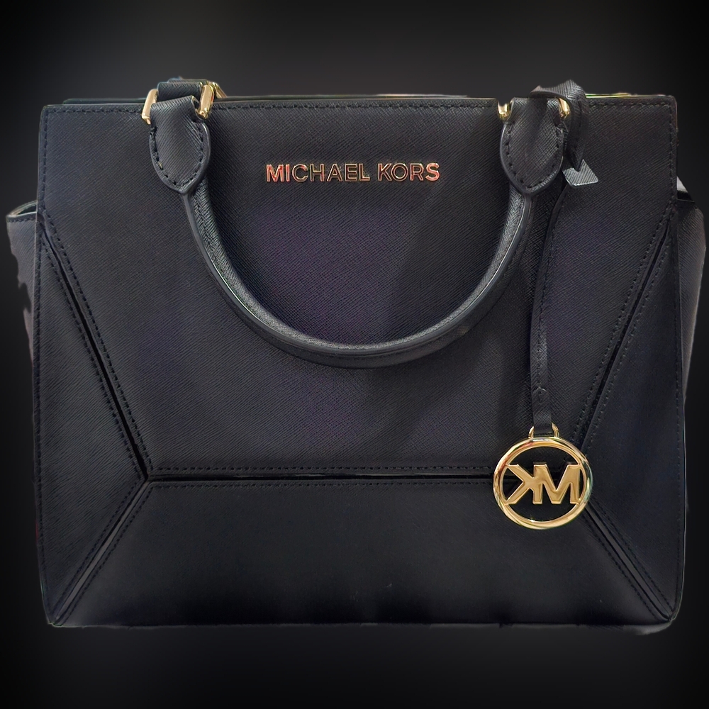 MK purse - Picture 2 of 3